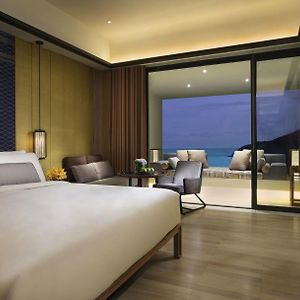 Classic King Room Ocean View
